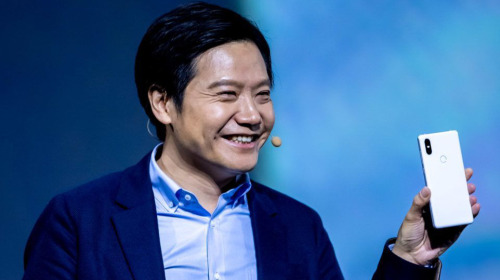 CEO Lei Jun thừa nhận, Xiaomi không tốt bằng Apple và Samsung