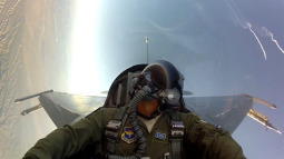 Phi công F-16 kỳ cựu của Mỹ bị trí tuệ nhân tạo 'sỉ nhục': Thua trắng 0-5, không một lần bắn trúng khi không chiến