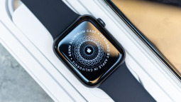 Trên tay Apple Watch SE: Apple Watch "giá rẻ" liệu có thực sự rẻ?