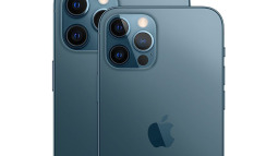 iPhone 12 chính hãng có giá 22-44 triệu đồng, bán ra trong tháng 12