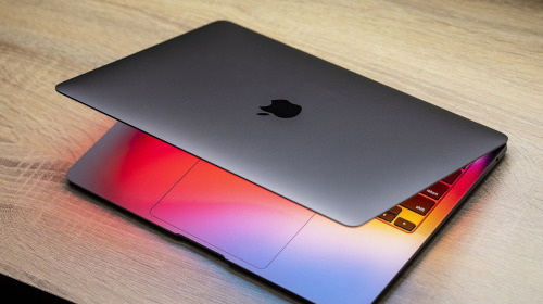 Chip M1 của Apple làm thay đổi khái niệm hiệu năng của những chiếc laptop trong tương lai