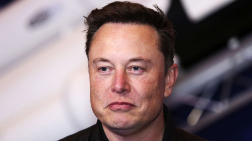 Tỷ phú Elon Musk có thể muốn chuyển một lượng lớn tiền mặt của Tesla thành Bitcoin