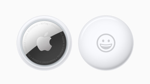 Apple ra mắt AirTag: Phụ kiện giúp định vị vật dụng cá nhân, pin 1 năm, giá 29 USD