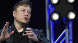 Vụ xe Tesla "không người lái" gặp nạn trở thành bí ẩn: Elon Musk khẳng định tính năng Autopilot không được bật