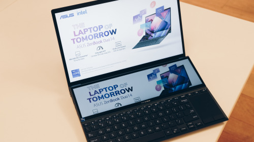 Cận cảnh Asus ZenBook Duo 14": Laptop hai màn hình mỏng nhẹ nhất thế giới, giá từ 33.9 triệu đồng"