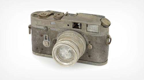 Chiếc máy ảnh Leica M4 cháy, hỏng "toàn tập" này vừa được đấu giá thành công ở mức 2000 USD