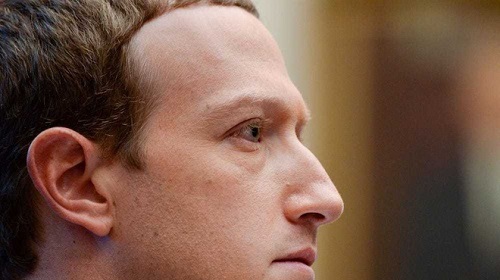 Mark Zuckerberg thừa nhận Facebook không bao giờ hết tin giả