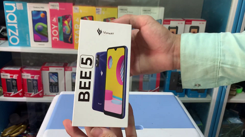 Smartphone Vsmart bất ngờ xuất hiện trên thị trường dù Vingroup đã rút khỏi thị trường di động (Cập nhật: Phản hồi từ VinSmart)