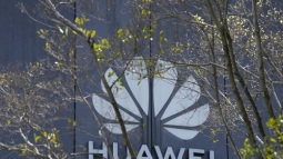 Hoạt động kinh doanh smartphone tê liệt, doanh thu Huawei giảm 32% trong 9 tháng đầu năm