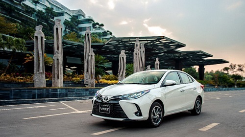 Toyota tung khuyến mãi khủng mùa mua sắm cuối năm