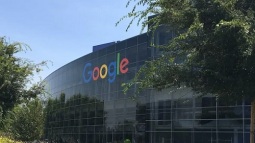 Google cho hàng ngàn nhân viên làm việc không kết nối mạng