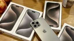 iPhone 15 Pro Max xách tay bất ngờ 'quay xe' tăng giá mạnh tại Việt Nam